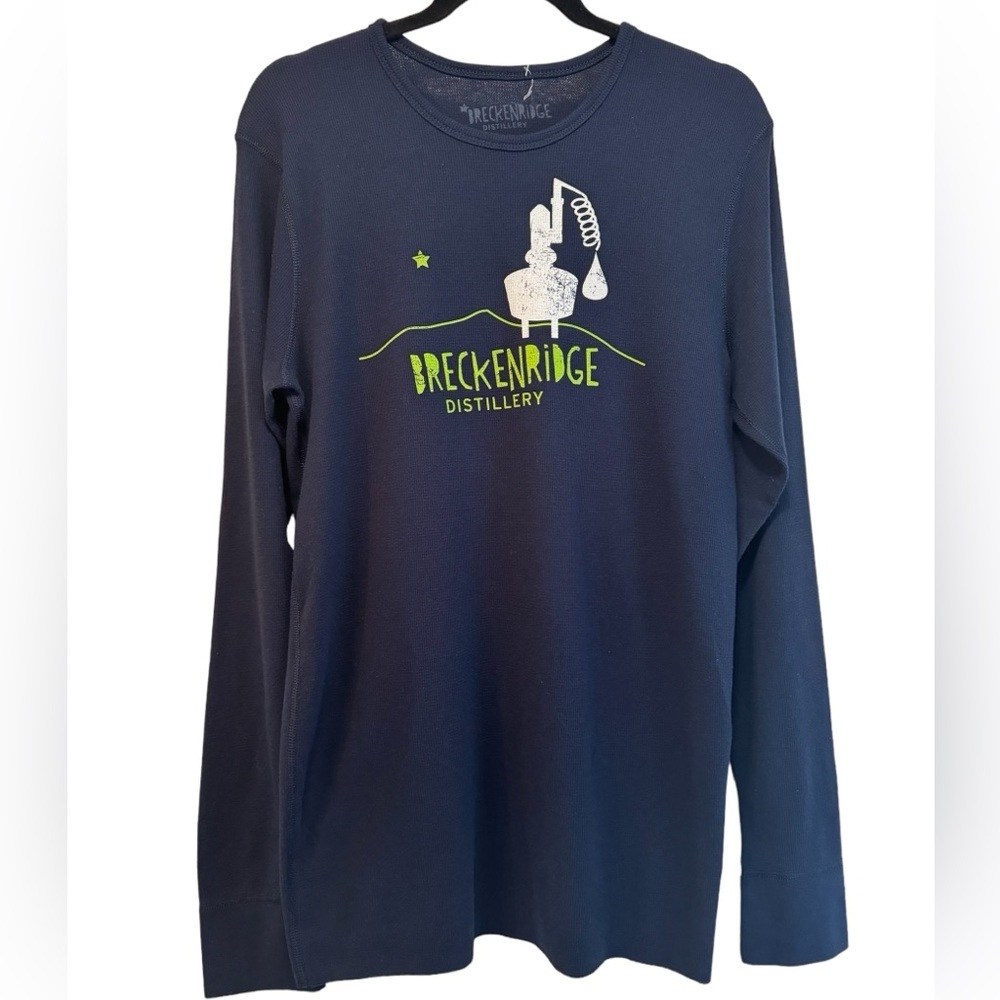Breckenridge Distillery navy blue thermal, long sleeve shirt, size large‎